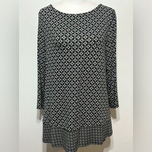 J Jill Wearever Collection Button Geometric Print Split Back Layered Blouse